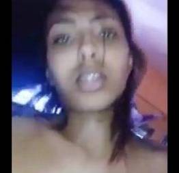 Thayssa uma mulata de olhos verdes fudendo gostoso